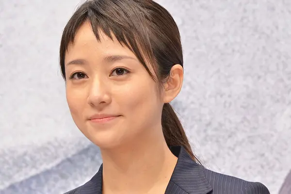 木村文乃の髪型は 特徴や似合う人の特徴 オーダー方法を詳しく解説 Boniful ボニフル